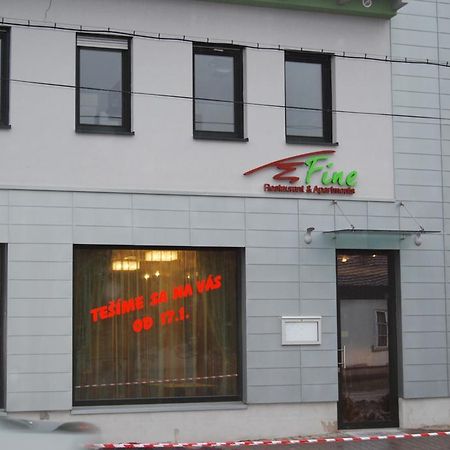 Fine Restaurant&Apartments Malacky Exterior foto